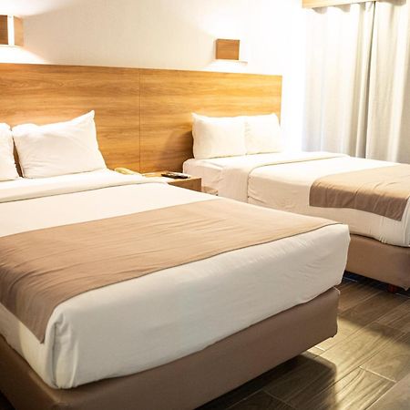 La Posada Hotel Y Suites سان لويس بوتوسي المظهر الخارجي الصورة