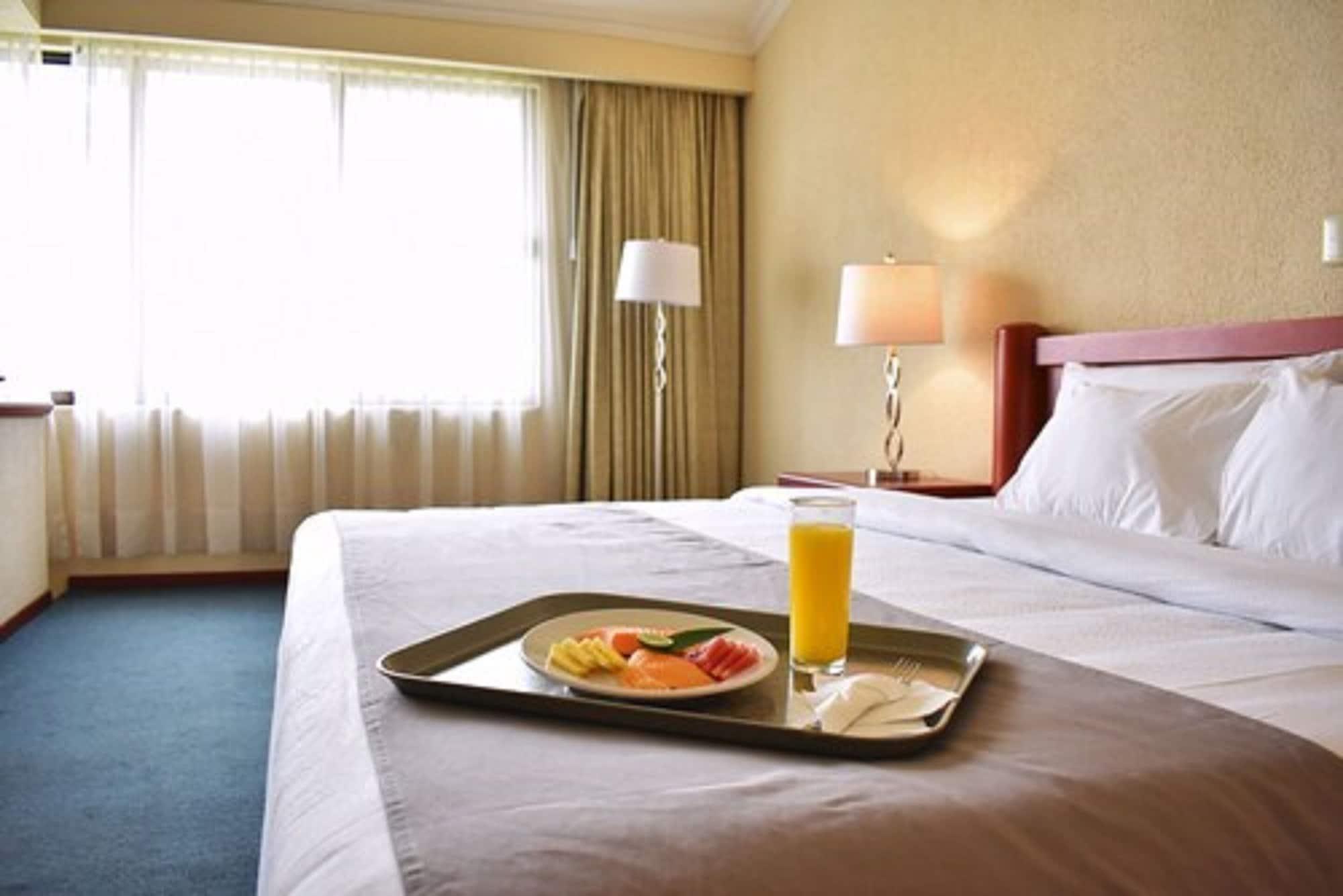 La Posada Hotel Y Suites سان لويس بوتوسي المظهر الخارجي الصورة